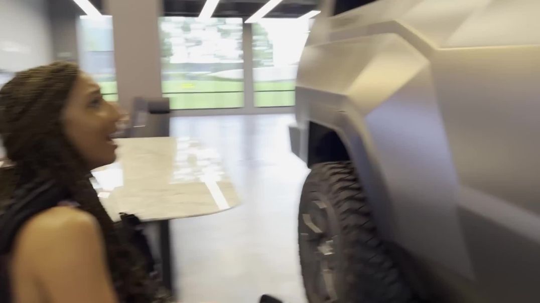 The Ultimate Apocalypse Cybertruck