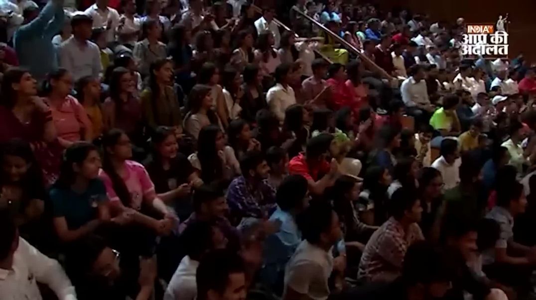 ⁣CM Yogi in Aap Ki Adalat- उत्तर प्रदेश में माफिया सीएम योगी से डरते क्यों है_Full-HD