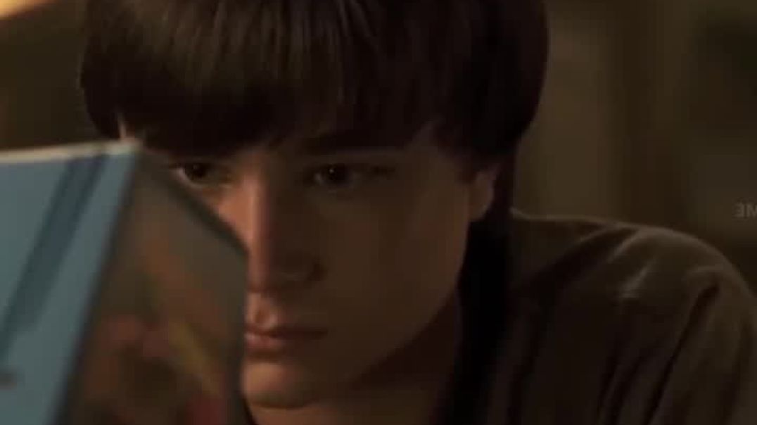 ⁣Old woman fall woman love movies explaying in Hindi Kumardev studio