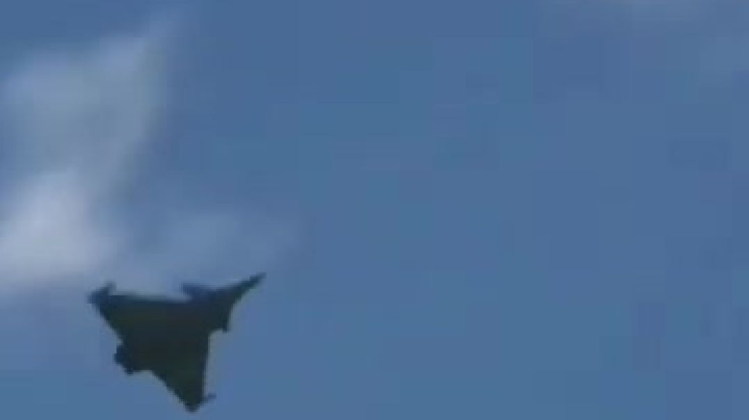 ⁣Rafel fighter jet