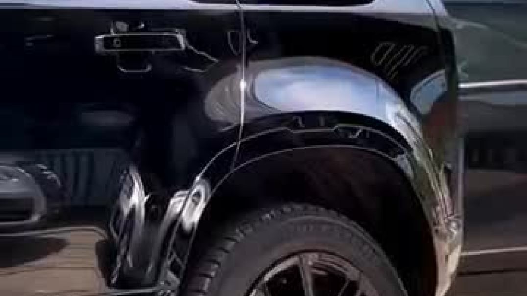 Land_Rover_Defender)