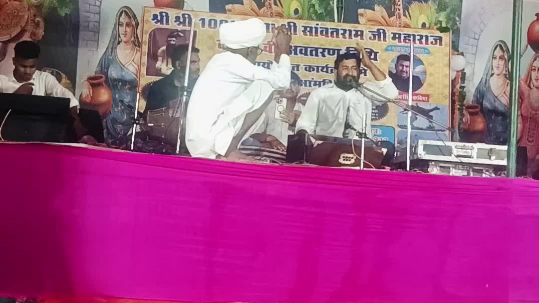⁣Comedy with bhajan by vishal ji kavya