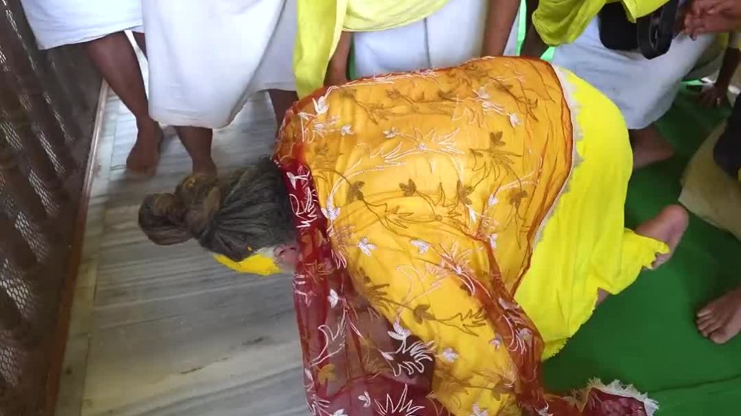 ⁣श्री हरिवंश जन्मभूमि में पूज्य महाराज से मिलने बादग्राम के वासी आए। #premanandjimaharaj