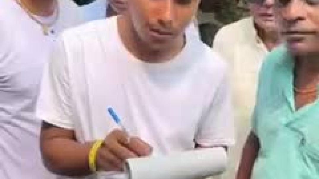 দুর্গাপুজোর_চাঁদা_💰😅___wait_for_end_😂_#shorts_#shortsfeed_#entertainment_#funnyvideo_#comedy(240p)