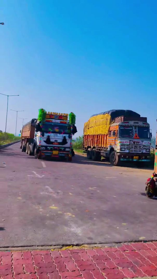 सब कहते थे आतंकवादी हो तुम ..😡😡