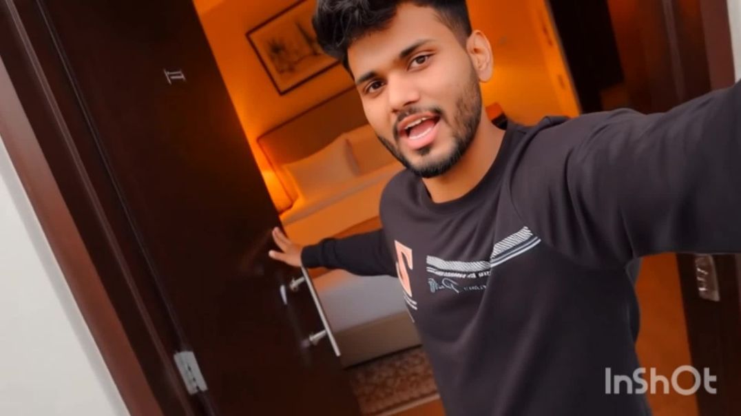 ⁣“🇮🇳✈️ India Se Vietnam 🌏 | First Foreign Trip Vlog 🔥 | Hanoi Tour 🇻🇳✨”