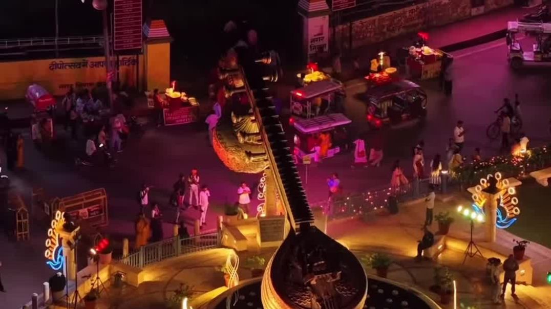 ⁣अयोध्या - भगवा ध्वजारोहण