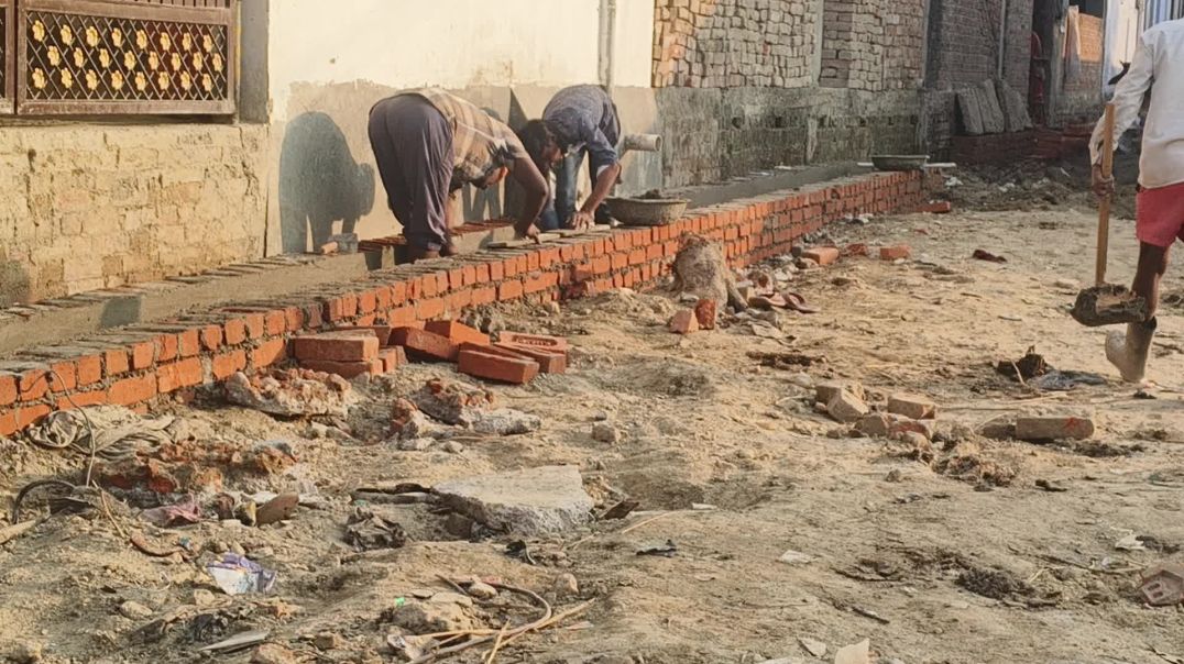 ⁣Aaj mare nali ka plaster ho raha hai