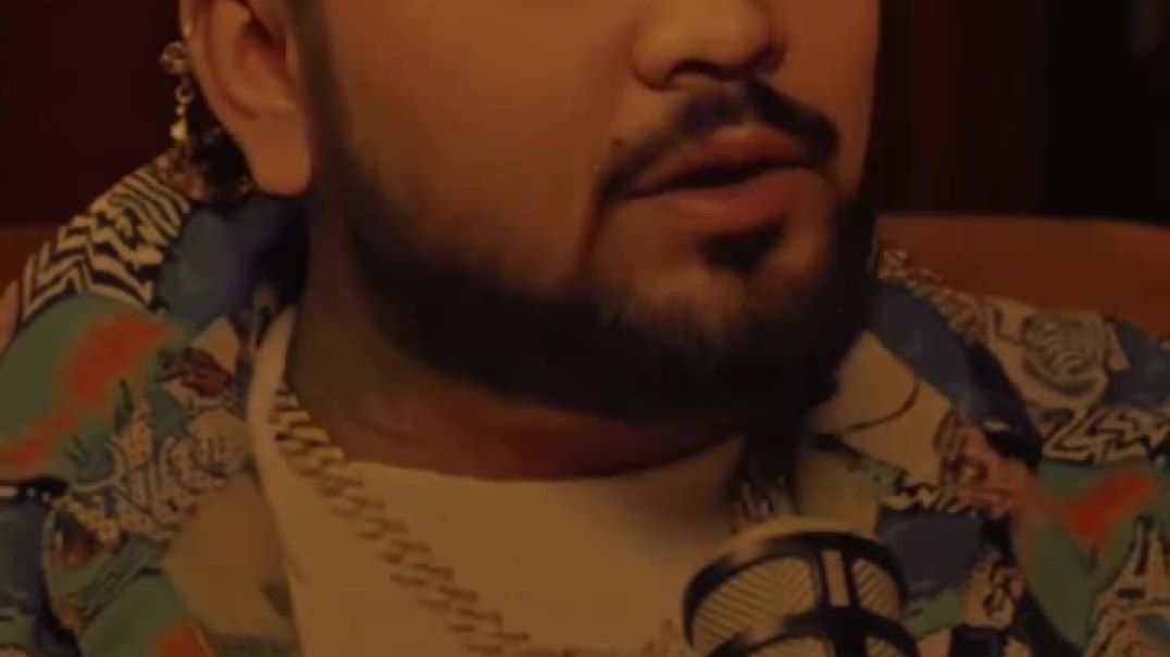 l的讓另一一半看到這篇文👀 儀式感滿滿🈵🔜蛋糕小熊蠟燭旋轉褸盒🕯️ 嘿_閉上眼睛～許個願吧✨(MP4)