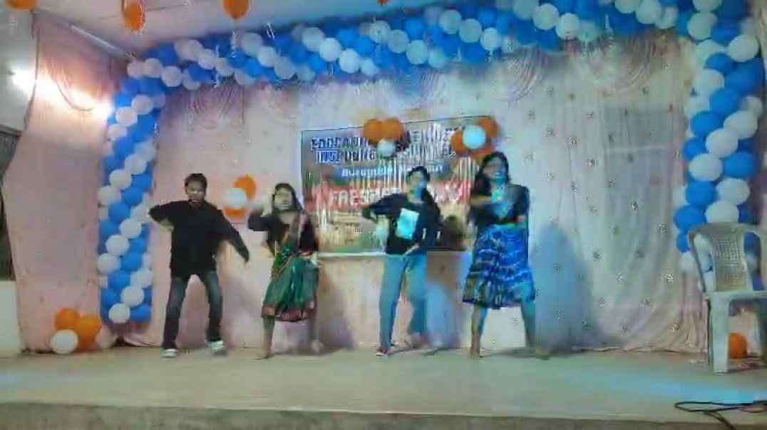 My collage friends and me dance collage fastival