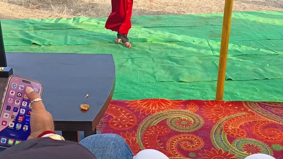 ⁣Dance performance in fair