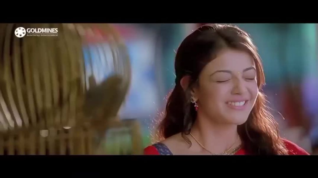 ⁣गांव में सेर करते वक़्त Kajal Aggarwal ने Ram Charan को ताड़ी प