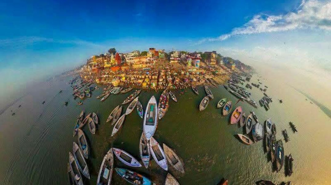 ⁣मझधार में फंसी हूँ किनारा नहीं मिला....