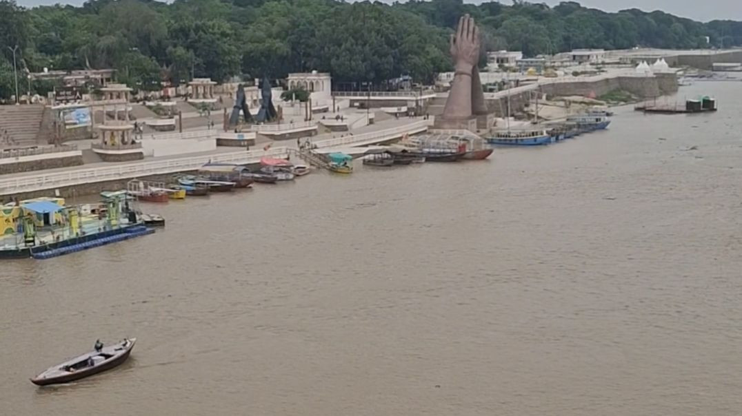 नमोः घाट बनारस।