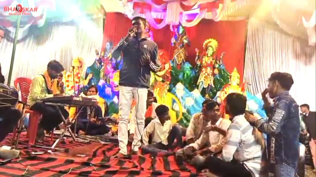 ⁣Mata ka bhajan Charan vich Raina Hindi punjabi song