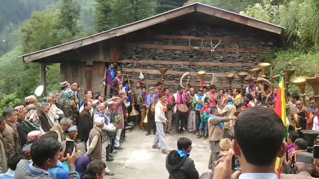 ⁣VID-20251110-WA0017