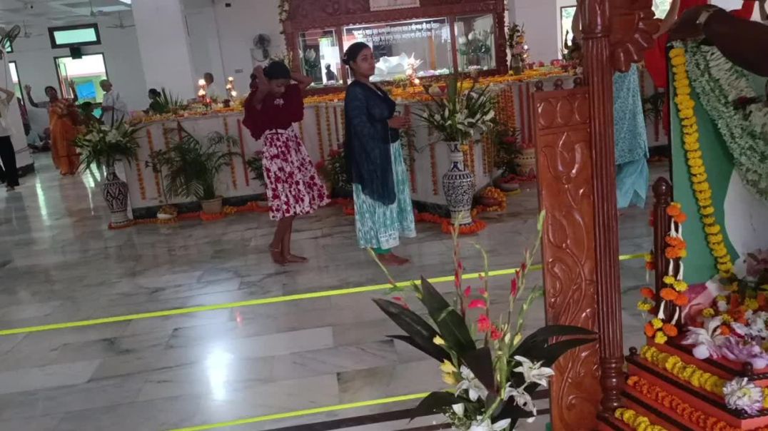 ⁣BABA NAM KEVALAM KIRTAN