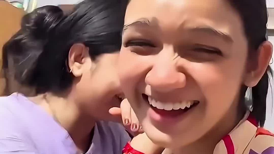 ⁣मां बेटी दोनों पसंद है ｜ Funny  comments ｜ #comedy_ #