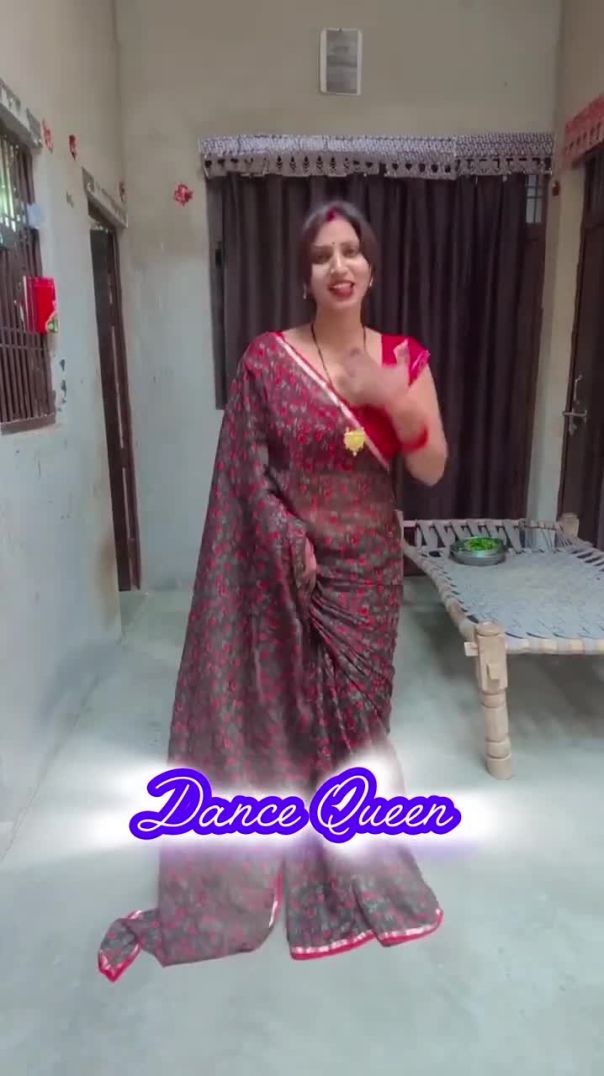 Dance Queen🔥 _ Power of Expression &amp;amp; Grace 💃 _ Trending Dance Video 2025 #shorts