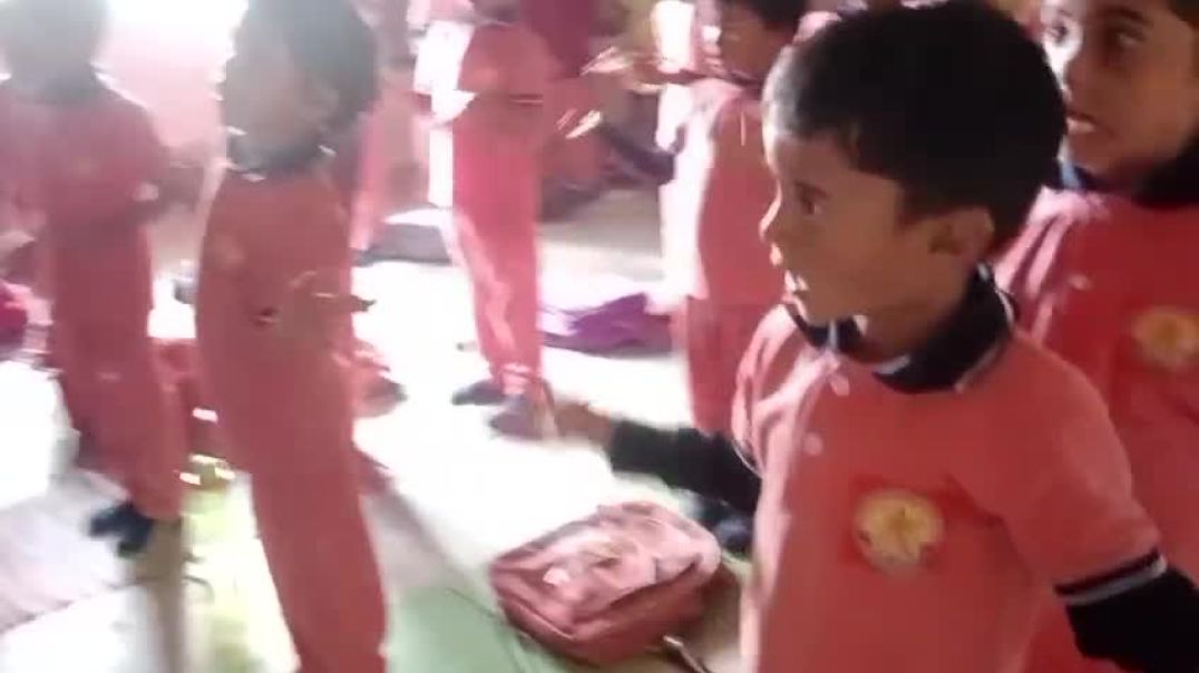 ⁣Small children dance