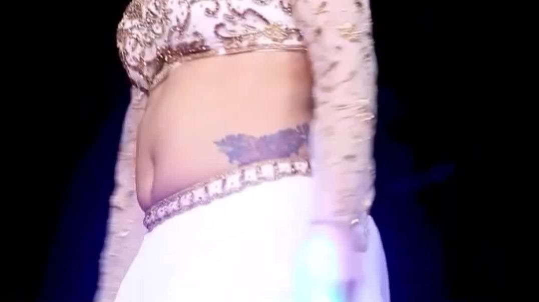 ⁣Super dance Queen