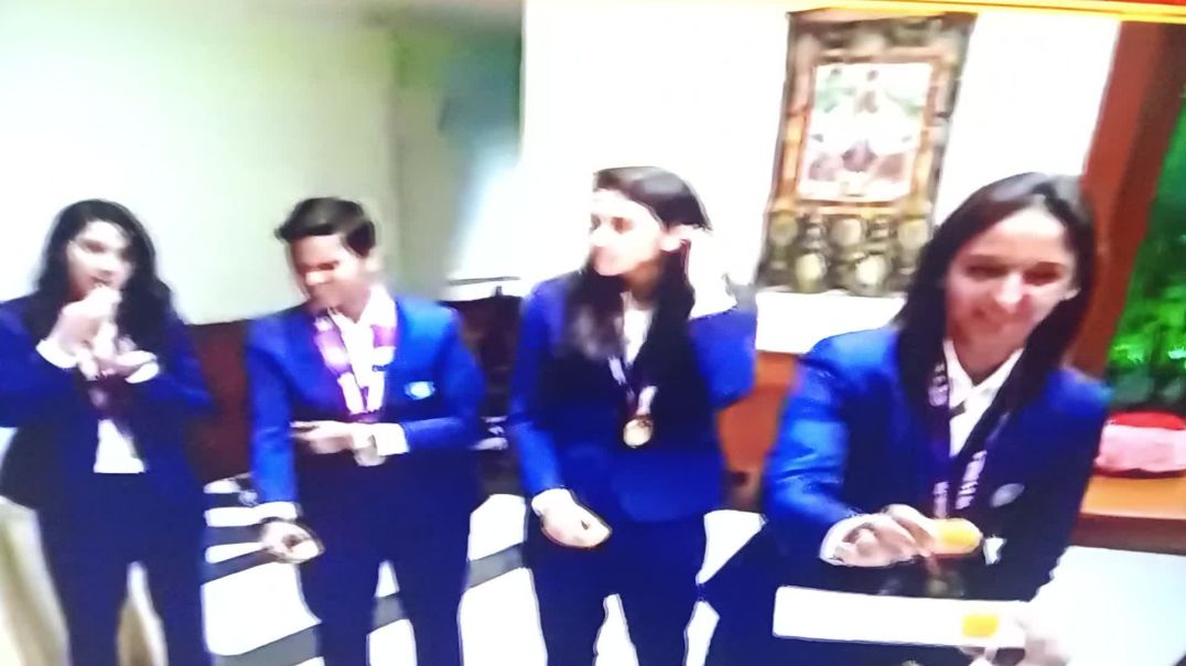 ⁣BHARAT KI BETIYA WITH PM WORLD CUP WINNER 🏆🥇 CELEBRATION