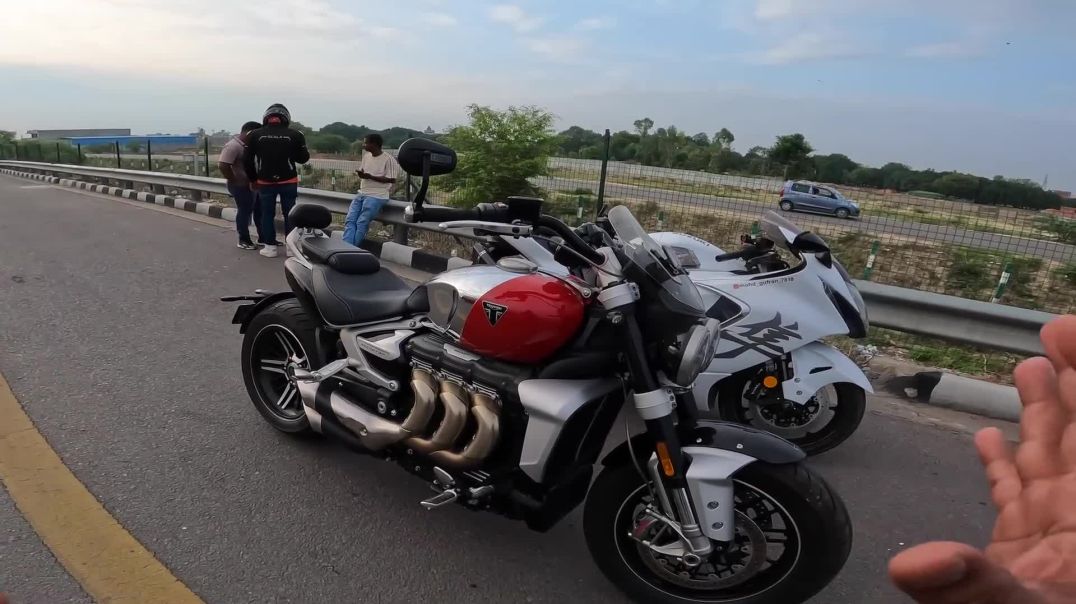 ⁣2500CC Rocket 3GT VS 1300CC Hayabusa Gen3 RACE!!_Full-HD_60fps