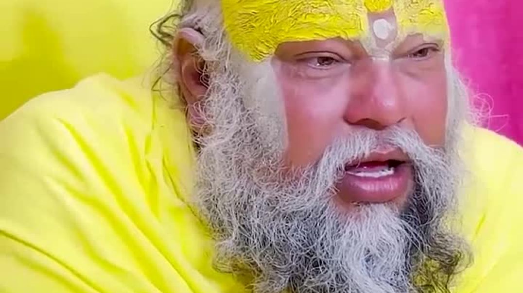 ⁣एक छोटी बच्ची ने अलग-अलग भाषाओं में क्या सुना दिया_ #premanandjimaharaj #bhajanmarg