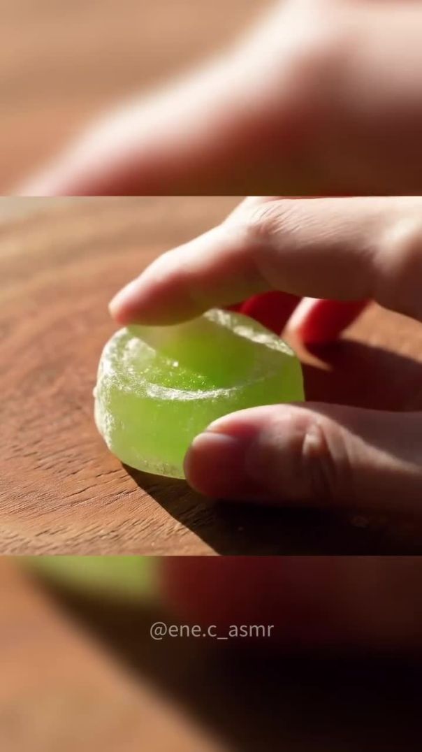 3652593294351539817_66480532499