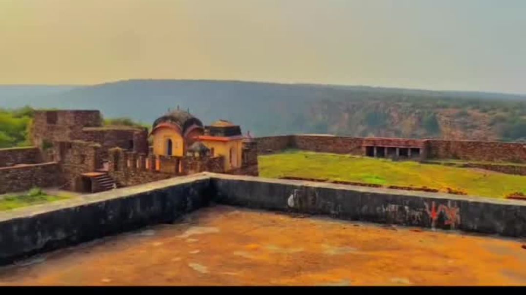 VID_20251128_004822_377