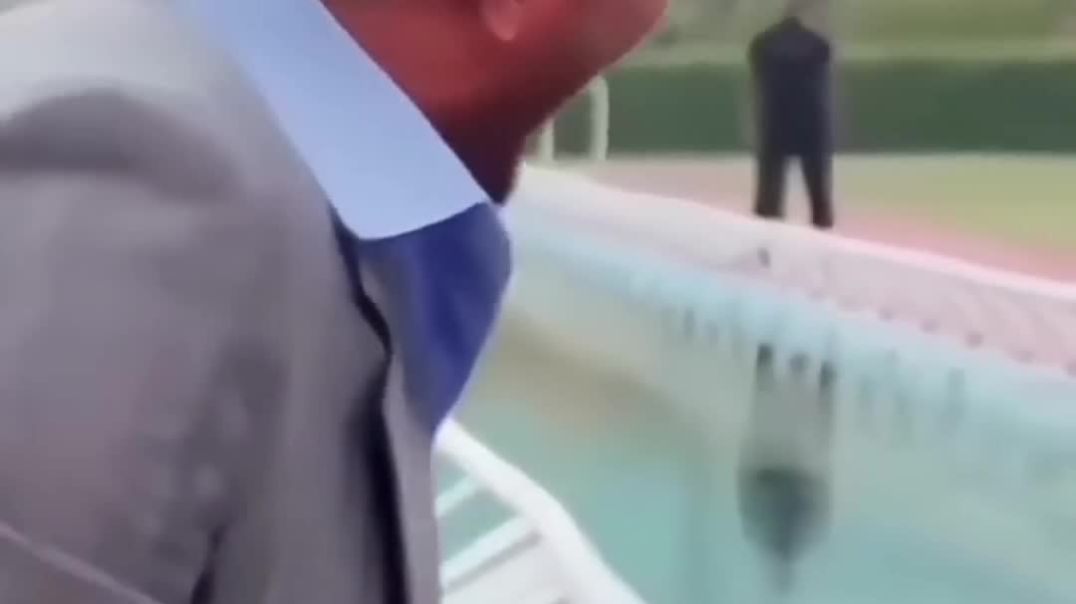 ⁣मैं भी अमीर हु ,     क्योंकि मेरे पास कोयले का खदान है