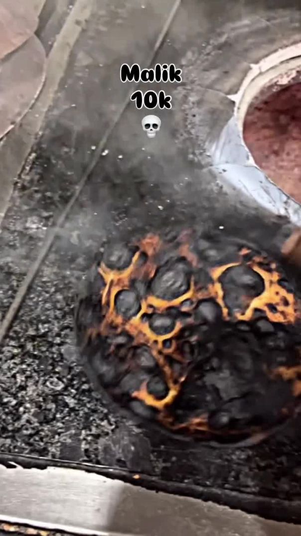 10k follow kro guys 🤌💎Pahala like comment jo kara ga 10 rs Mari tara fa se gift 🎁 do ga id ko