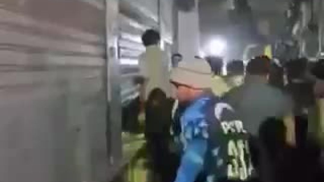 ⁣हिंदुओं की बहन बेटिया और हिंदुओं की जानें ही नहीं सब्जियों तक की दुकानें भी नहीं छोड़ी जा रही हैं..!