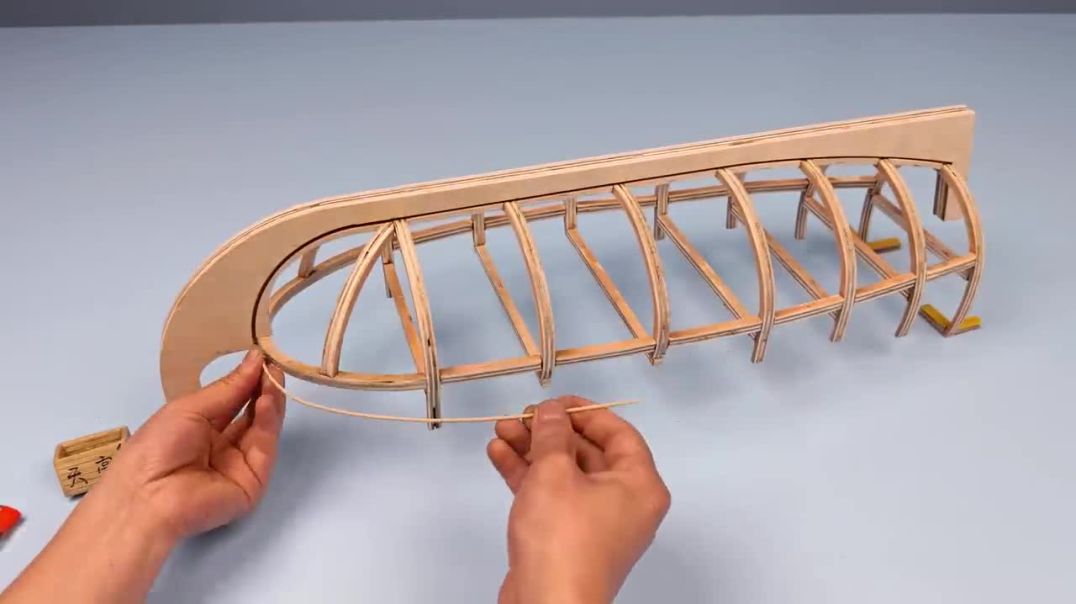 ⁣Handcrafting a Spanish Ship with Wood and Bamboo Mats【tianliang】(720P_HD)