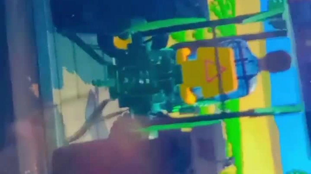 VID_20251203_211607_743