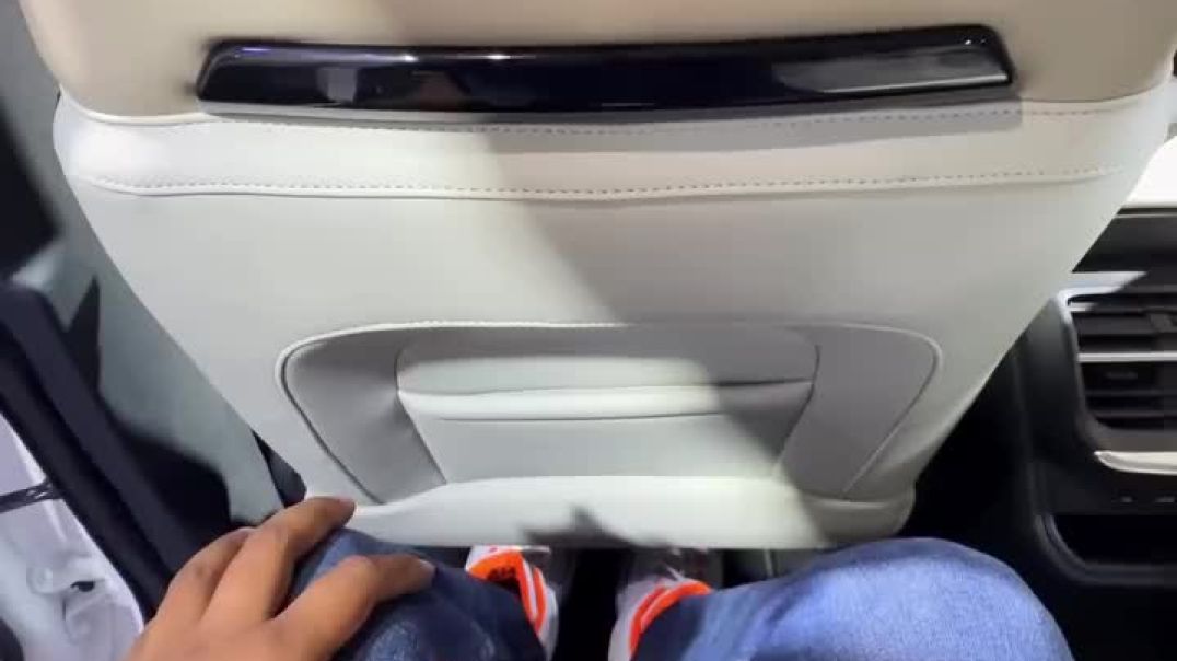 ⁣Tata siyana full view