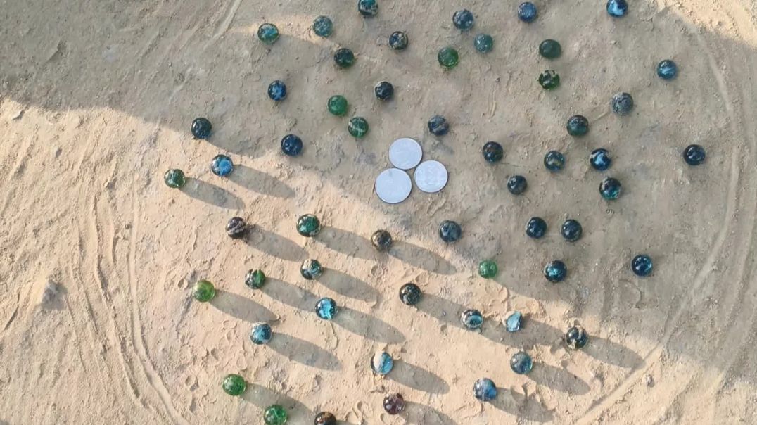 ⁣Kanch ka gam rajsthan ka tehar dekho or is khel ko btao kha kha khela jata hai