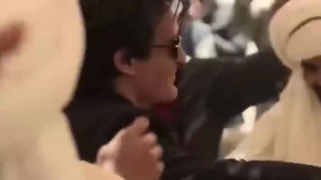 ⁣Dhurandhar_Rehman_Dakait_ka_Arabic_Song____Entry_Akshaye_Khanna___#fa9la_#dhurandhartitletrack(480p)