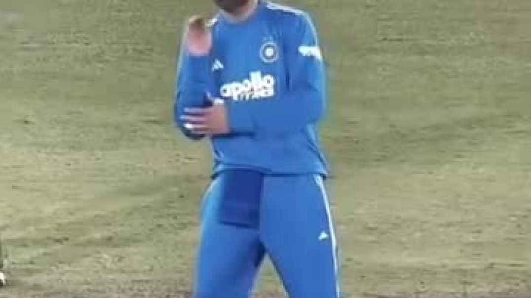 ⁣Virat Kohli masti in cricket