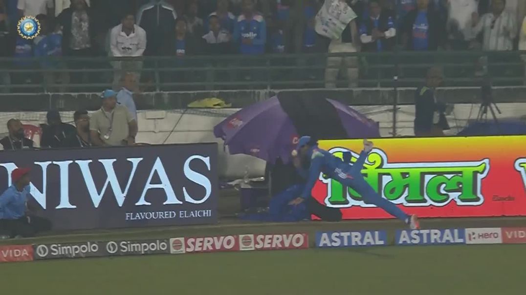 ⁣Tilak Varma Fielding at Bondary line and save Six runs from markaram Ind Vs SA ODI #India #Southafri