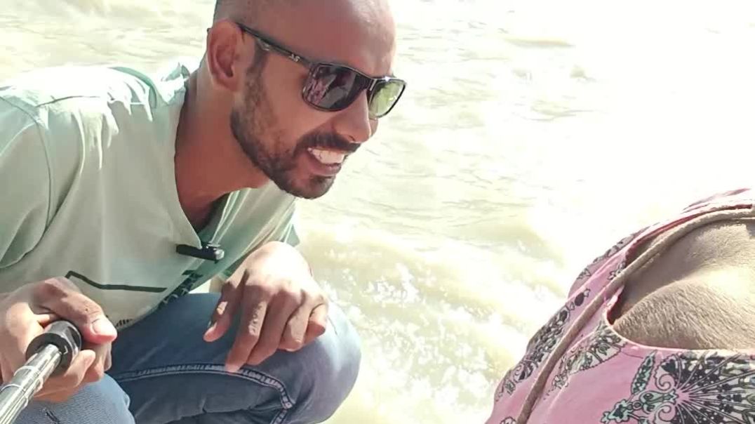 ⁣गंगा किनारे