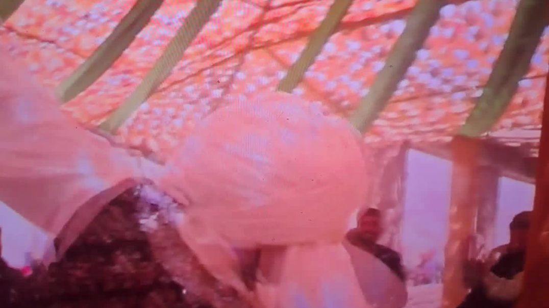 ⁣Akshay khanna unique steps