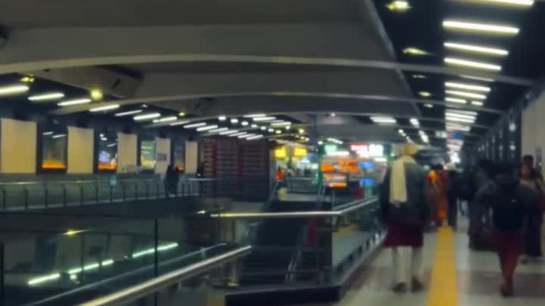 ⁣ये हैं नवंबर दिसंबर तो सिर्फ़ महीने हैं💔✨