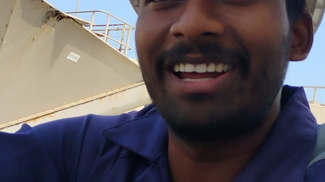 ⁣Pakistani bhai k sath masti