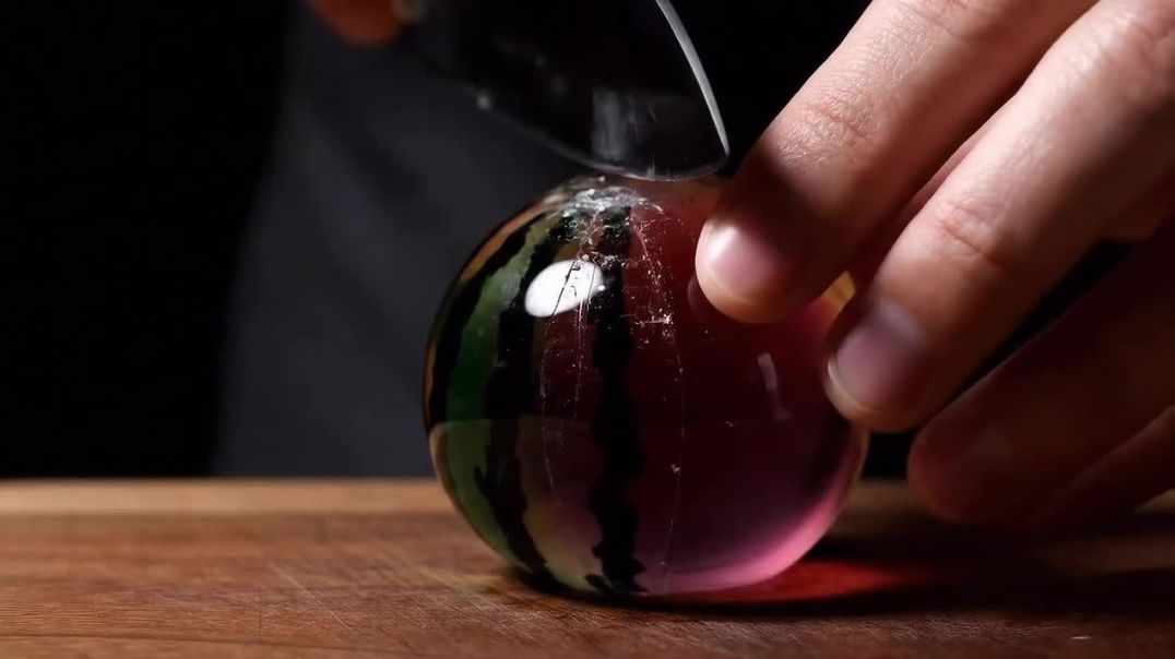 ⁣Ai fruit catting video 😱