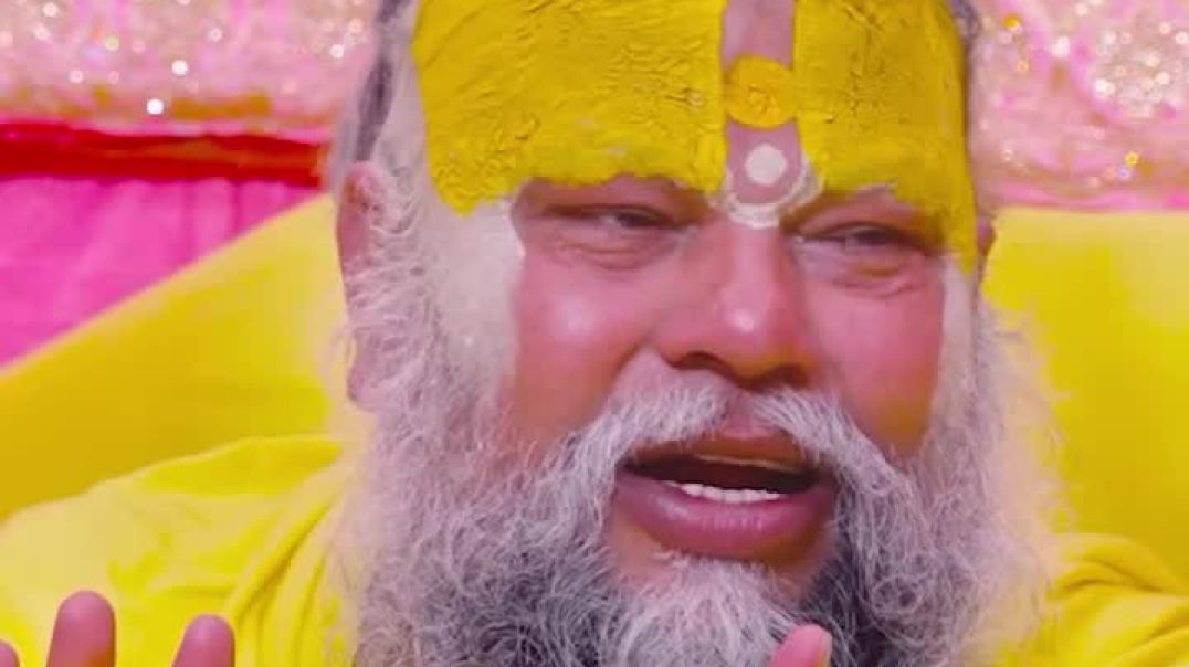 ⁣मैं एक शिक्षिका हूं अगर बच्चे मेरे पैर छूते हैं, क्या मेरे पुण्य नष्ट होते हैं?