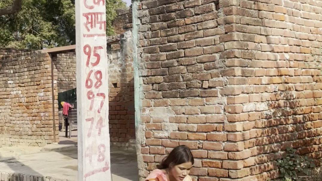 ⁣ऐसे मदद कोन करता हैं 😀  #comedy  #viral #funny #trending