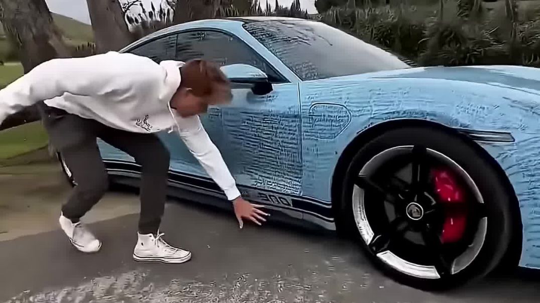 ⁣কোটি টাকার গাড়িতে তোমার নাম ?! 😱 #apnatube #facts #bengali