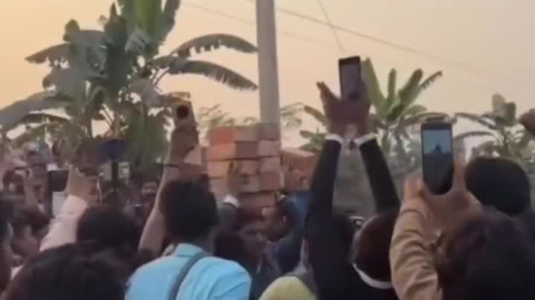 VID_20251206_031029_641