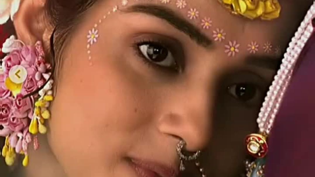 ⁣Radha 👀🦋💕